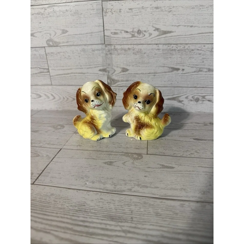 VTG Japan Ceramic Puppy Dog Salt Pepper Shakers Big Eye Cocker Spaniel Pair